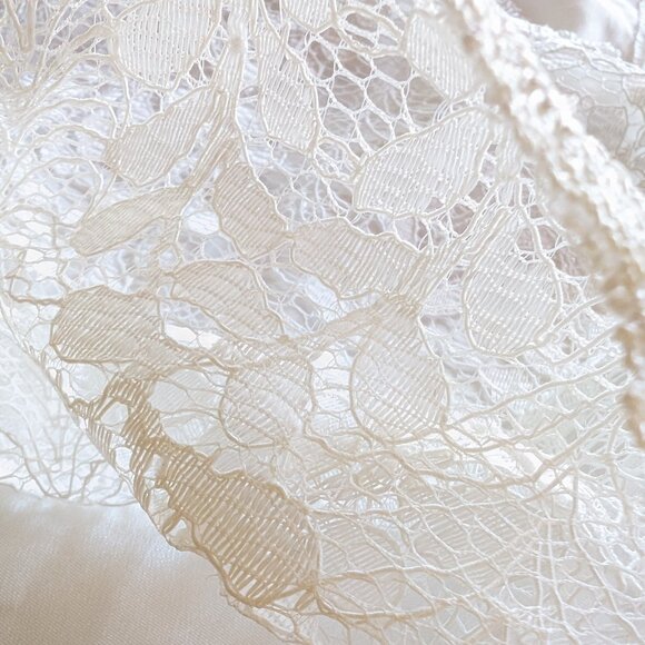 INA Anna-Rose dress Sz M white color LACE UPPER (front + back) SHEER SLEEVES NWT - Picture 6 of 16